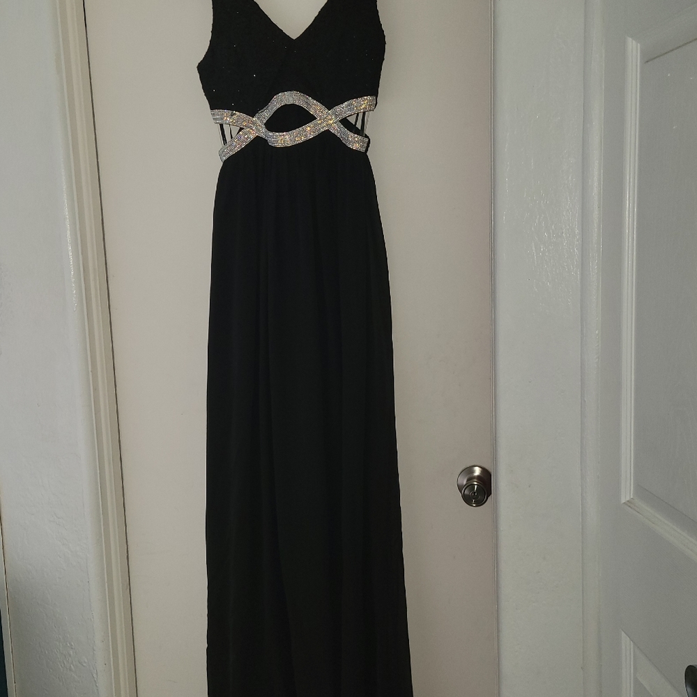Speechless Black dress